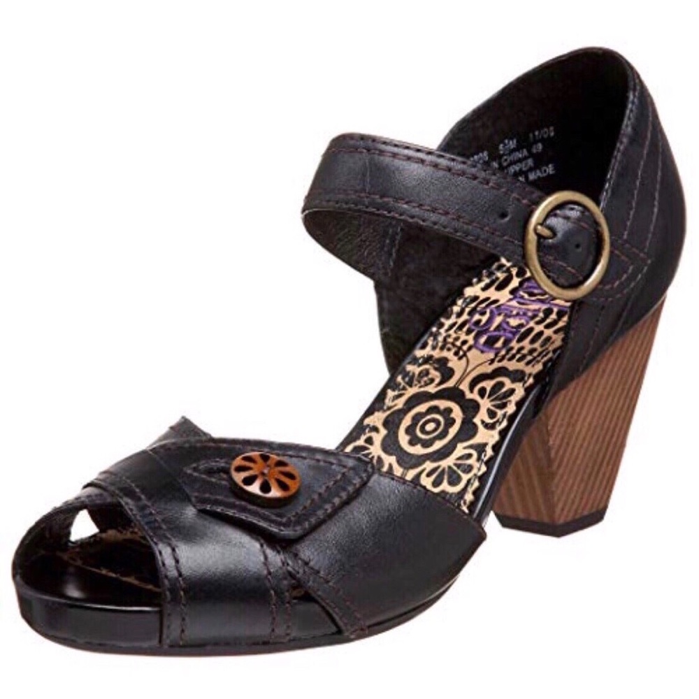 Clarks Indigo Women’s Tanzania Pump